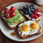 Healthy recipes cottage cheese toast ideas with egg, avocado, berries and tomatoes